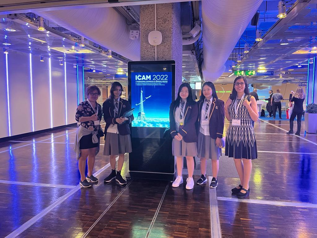 BINUS SCHOOL Education BINUS SCHOOL Simprug Students at the