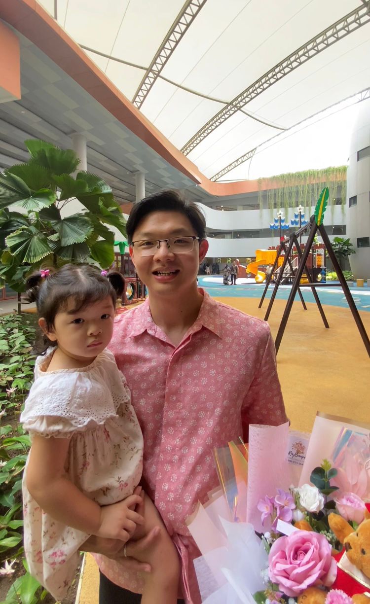 Bapak Jeffrey - Parent of Mary, Grade 1