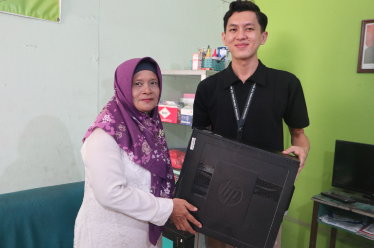Supporting Local Communities, BINUS SCHOOL Semarang Publicly Facilitates Charity Programme for SD Syahidin
